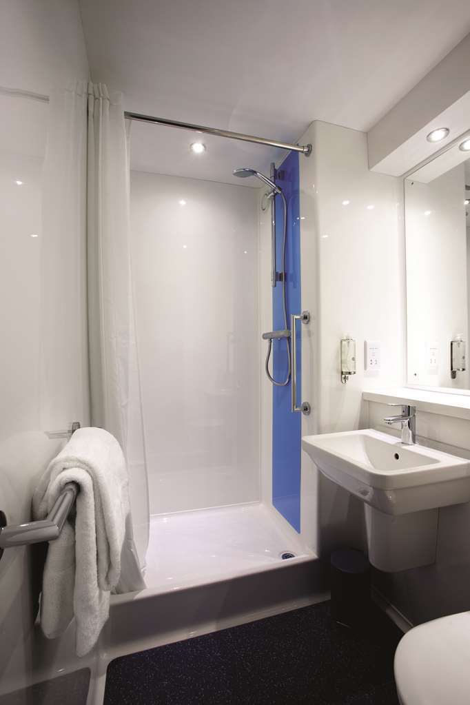 Travelodge Leatherhead Quarto foto