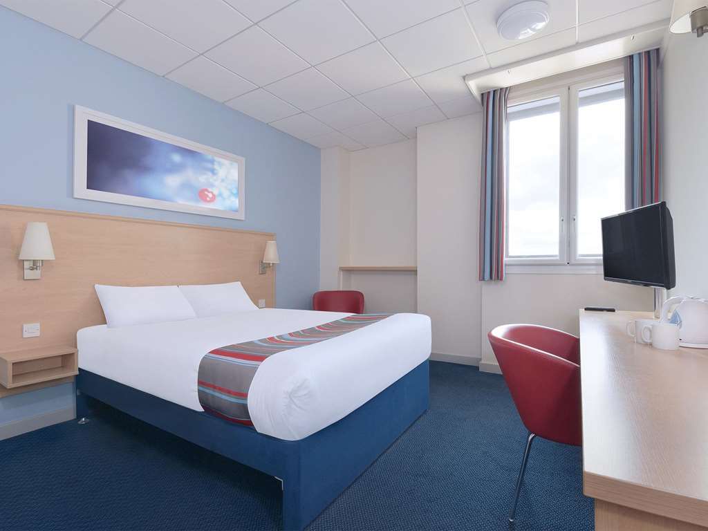 Travelodge Leatherhead Quarto foto