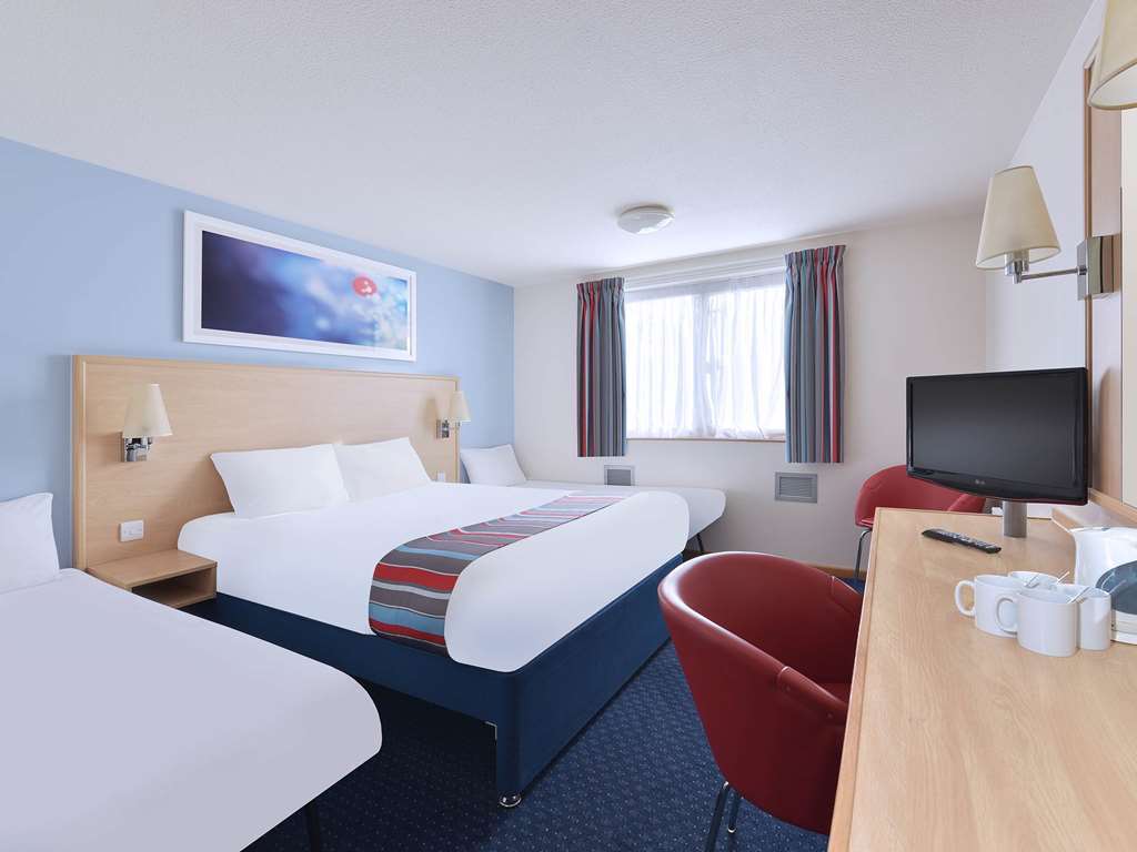 Travelodge Leatherhead Quarto foto